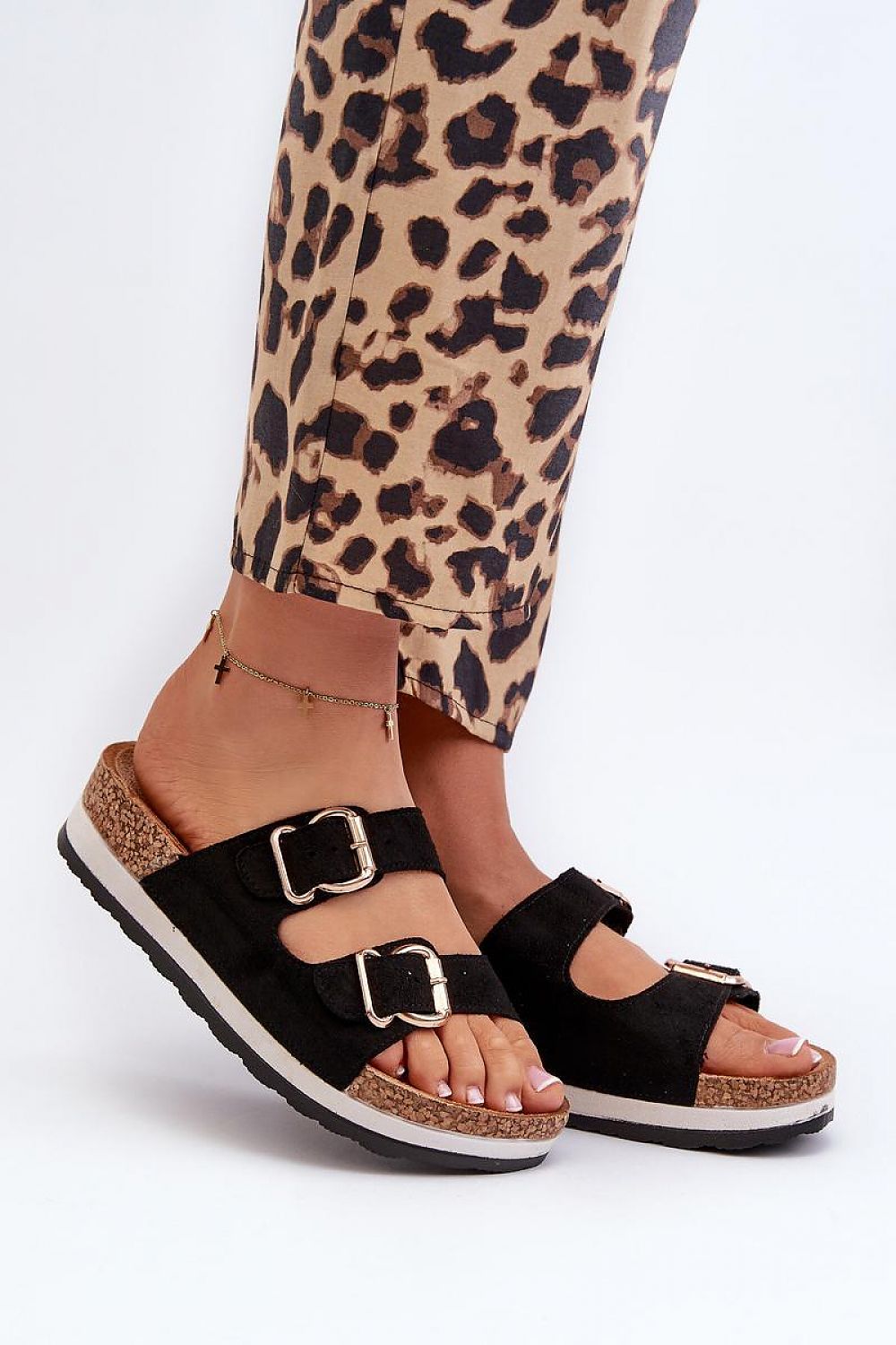 Flip-flops model 197720